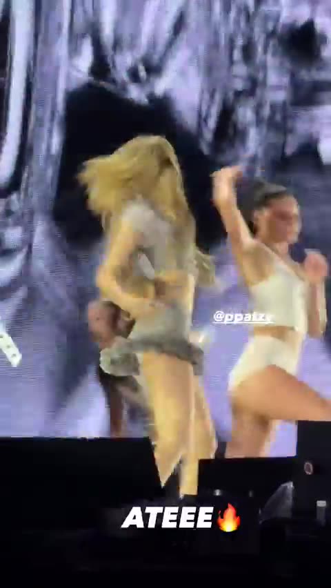 Blackpink Lisa World Tour Deadline 2