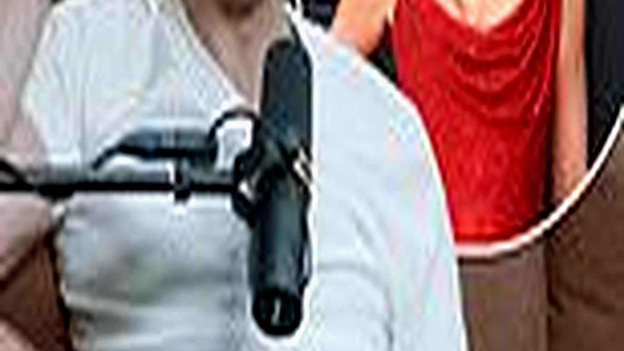Alexander Skarsgard Responds to Rumor Taylor Swift