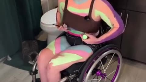 🤯✨ See How This Paralyzed Woman Uses Body Paint To Share Her Journey! | FeedMyCuriosity