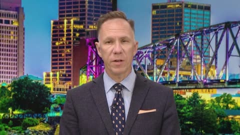 President Trump meets with Ukrainian president at White House