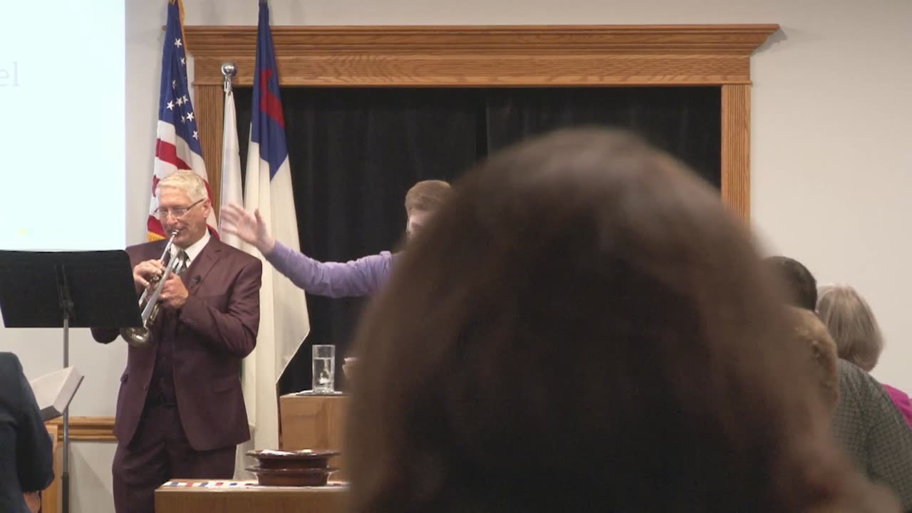 Sunday School. Pastor Troyer; God Blesses Daniel