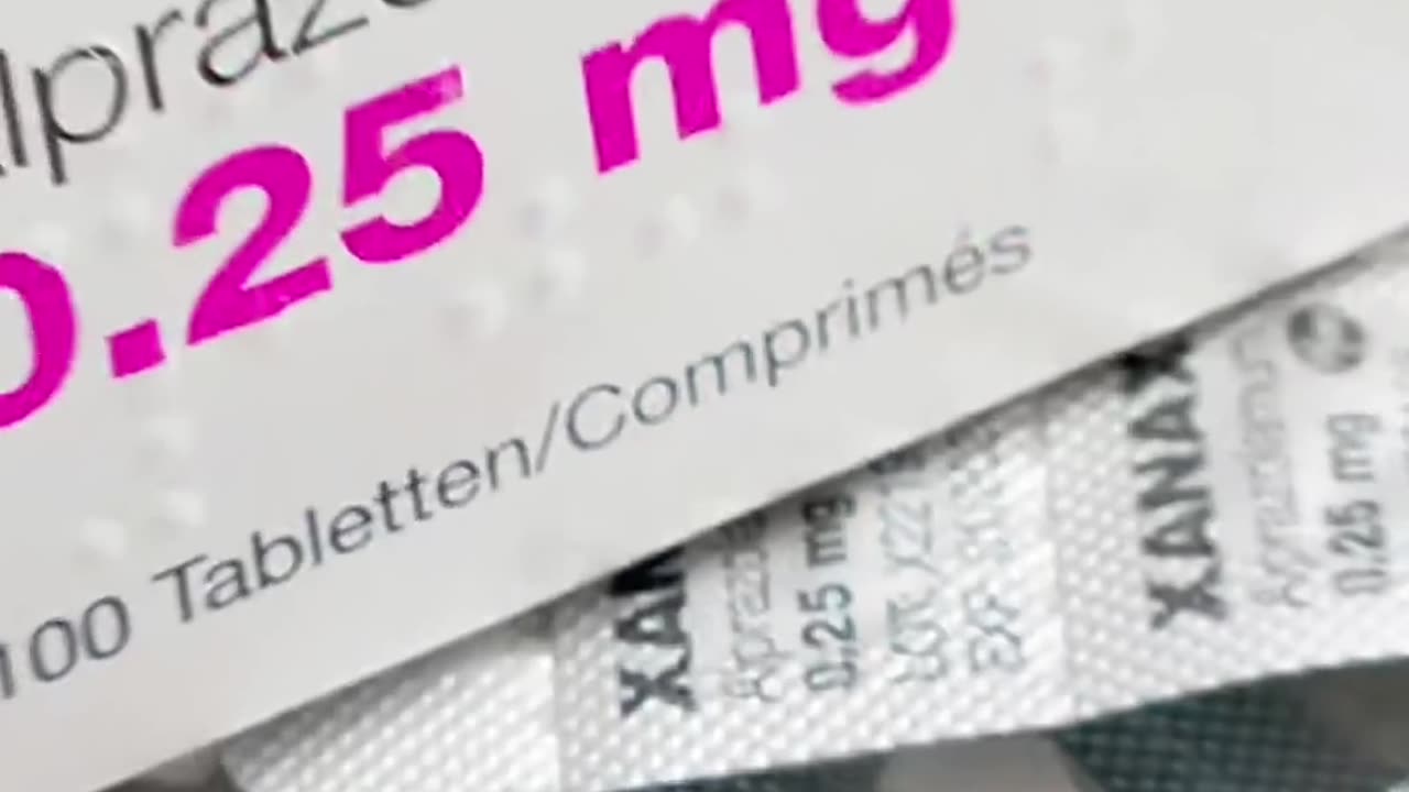 People Don’t Realize This About Vicodin and Xanax