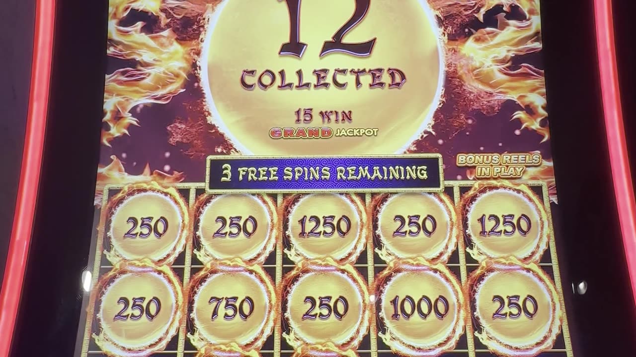 DragonLink Autumn Moon 🔥🎰🐉