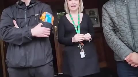 UNREAL- British pub owner refuses entry to people wearing the flag of their country