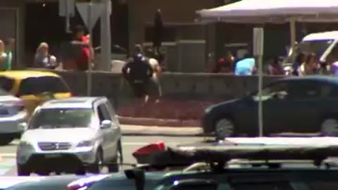 Touching YOUNG girls?! Cops crack down on inappropriate beachgoers!