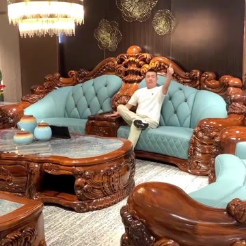 🪵Luxurious Ebony wood and real leather material