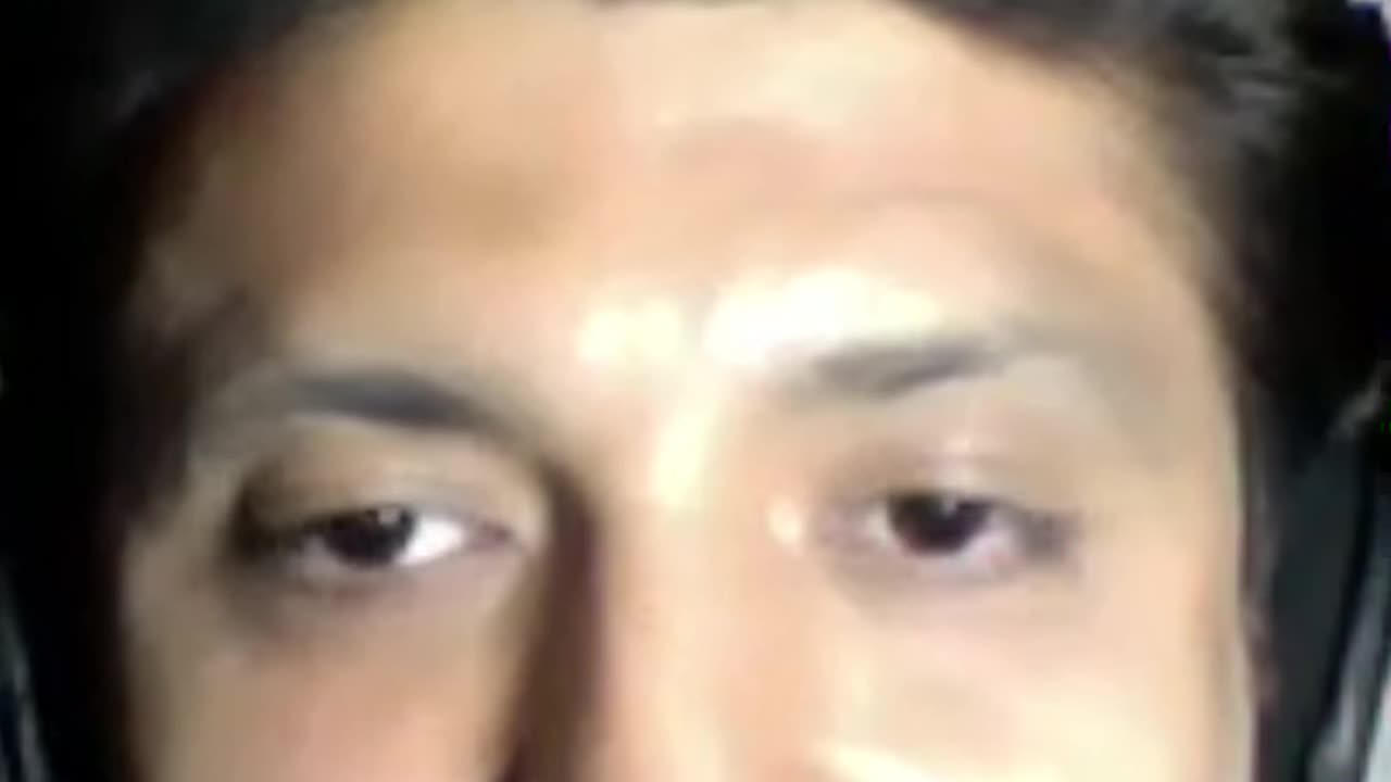 Why I Couldn’t Change the Video Background! 😅 | Noor ul Haseeb | Ana Claudia Mendes