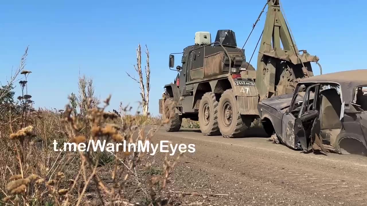 Russian Soldiers Taking Away Anything That Can Be Sold for Scrap