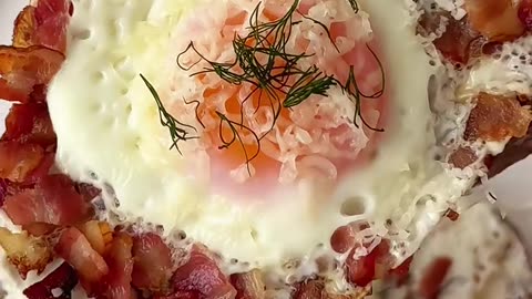 Simple sandwich beacon and eggs for breakfast