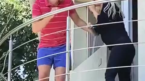 Shocking: Funny prank #prank #funny #funnyprank #prank #viral #trending #scarepr