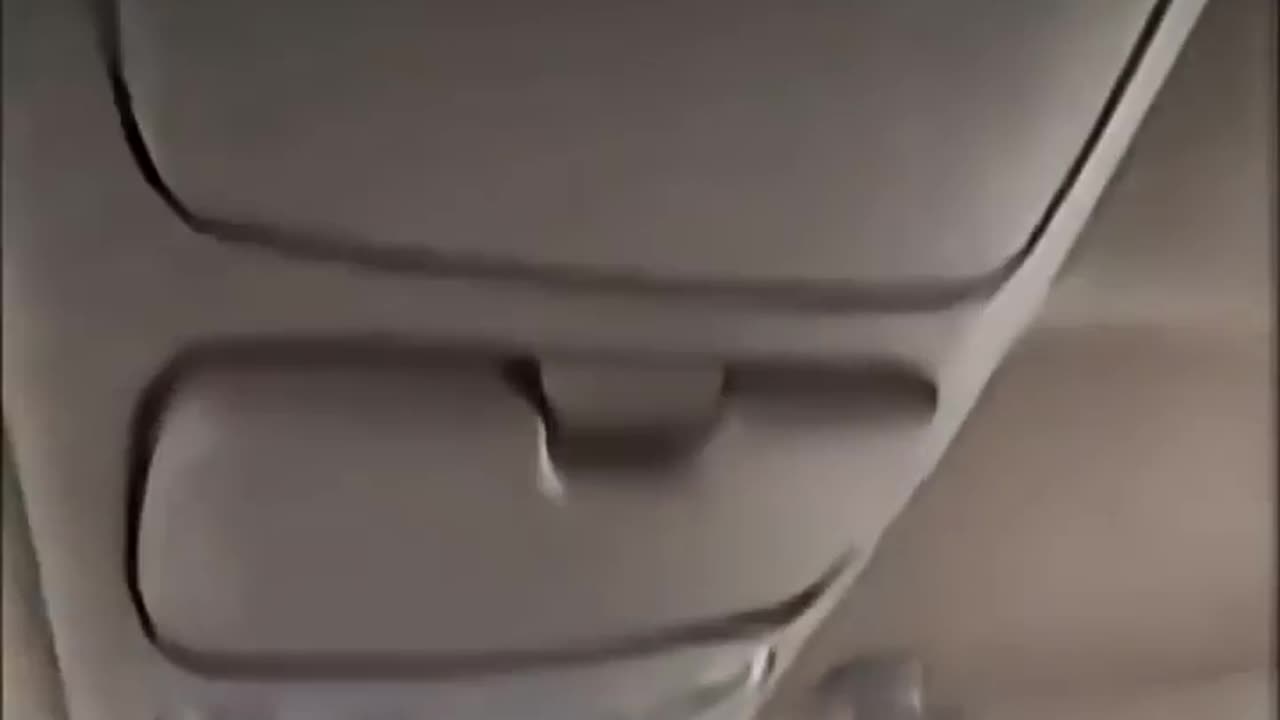 🤣👀 Wait For The Ending... Sunglass Holder Fail | FunFM