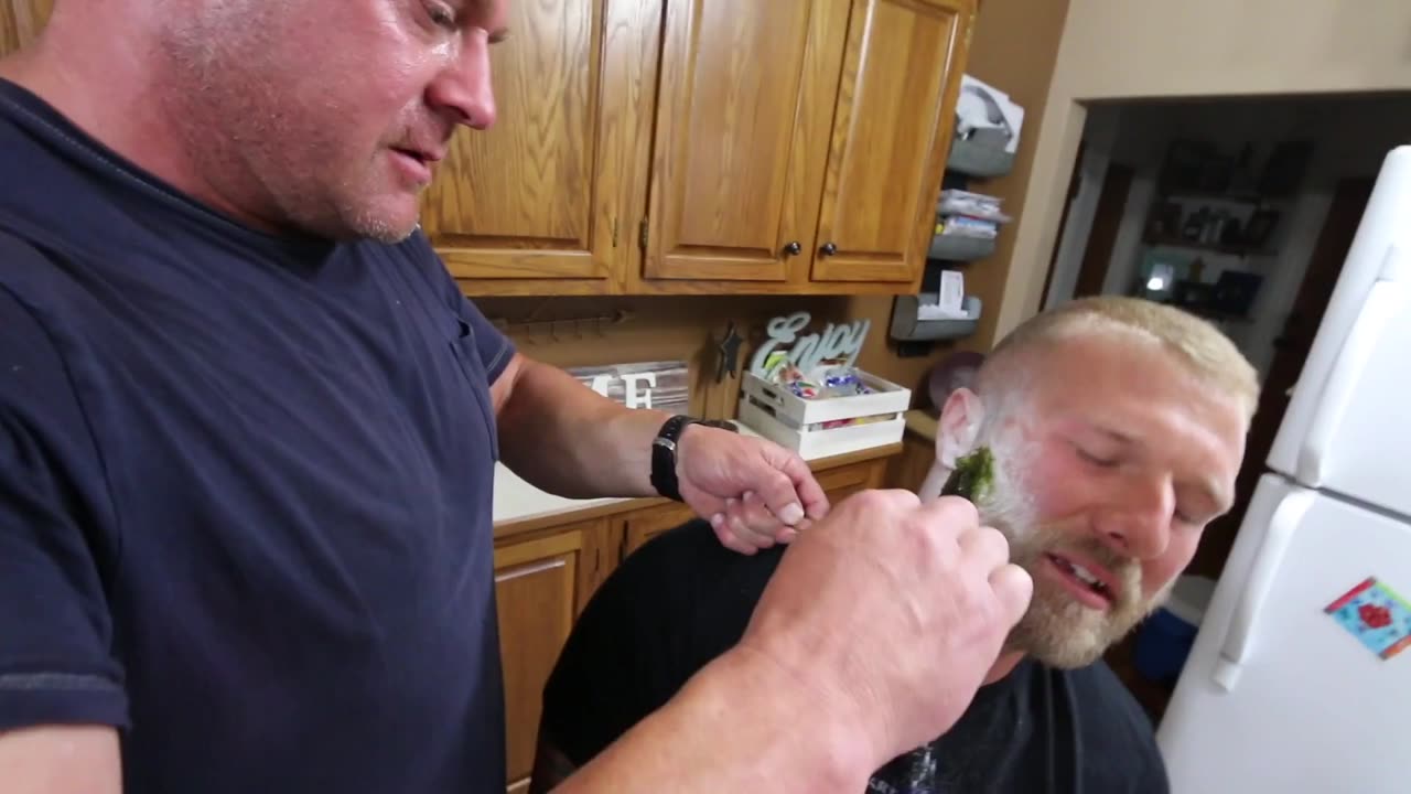 Professional Beard And Armpit Waxing!!!