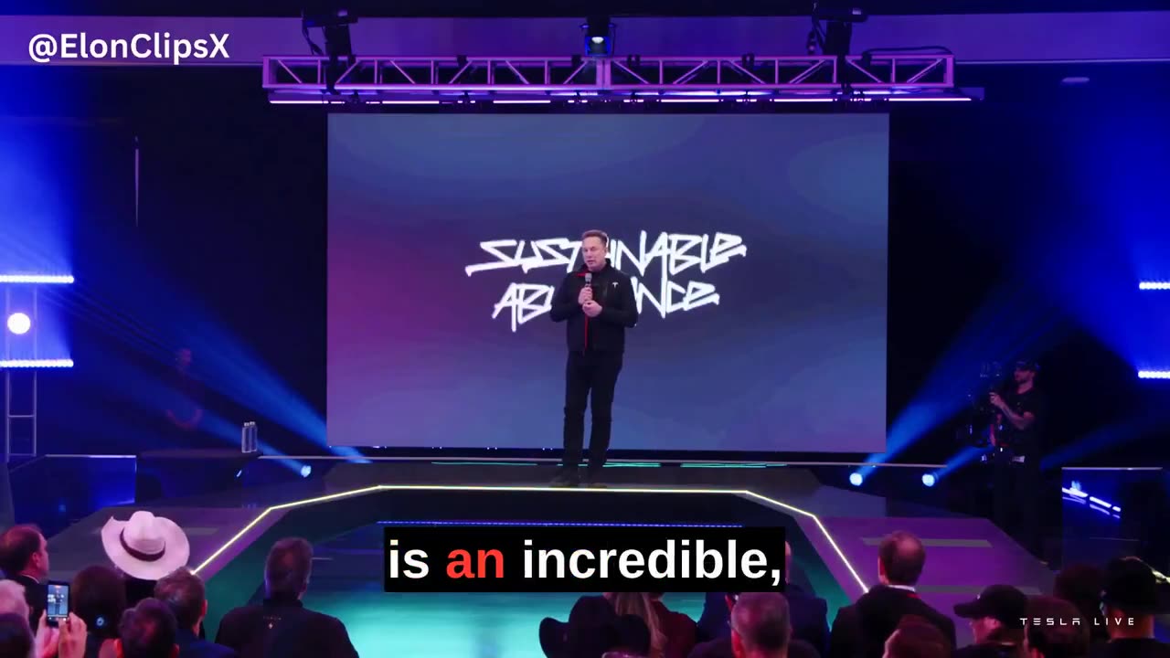 Elon Musk: Why Humanoid Robots Are Incredibly Difficult to Build