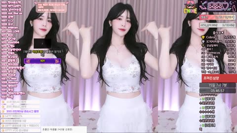 Streamer in Princess Dress | Graceful Dance Performance