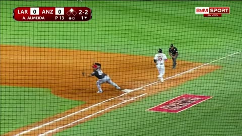 Jesús Bastidas mostró su brazo en el SS