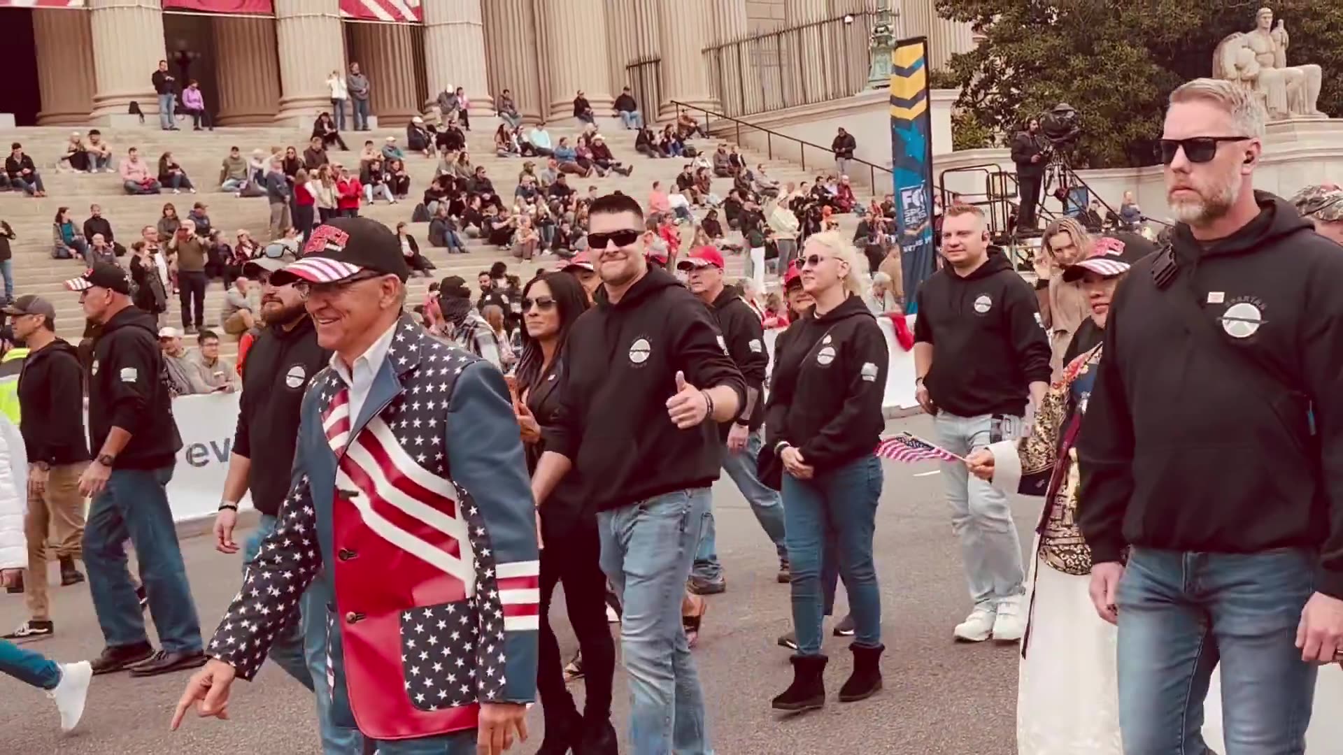 🚩General Flynn: The Grand Marshall of the Veterans National Parade in D.C.