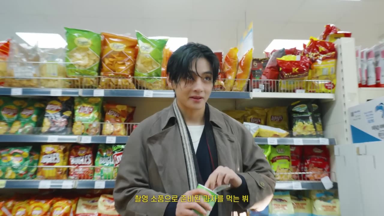 V 'FRI(END)S' MV Making Film