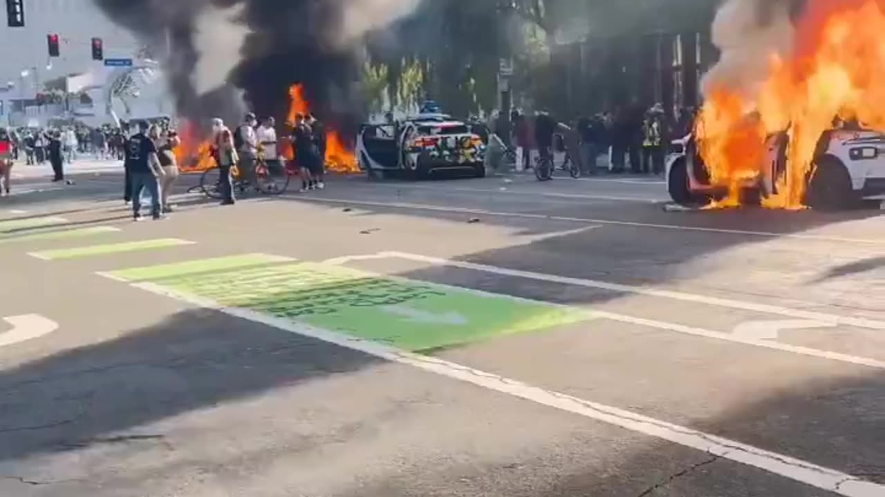 Los Angeles is a war zone. Send in the troops.