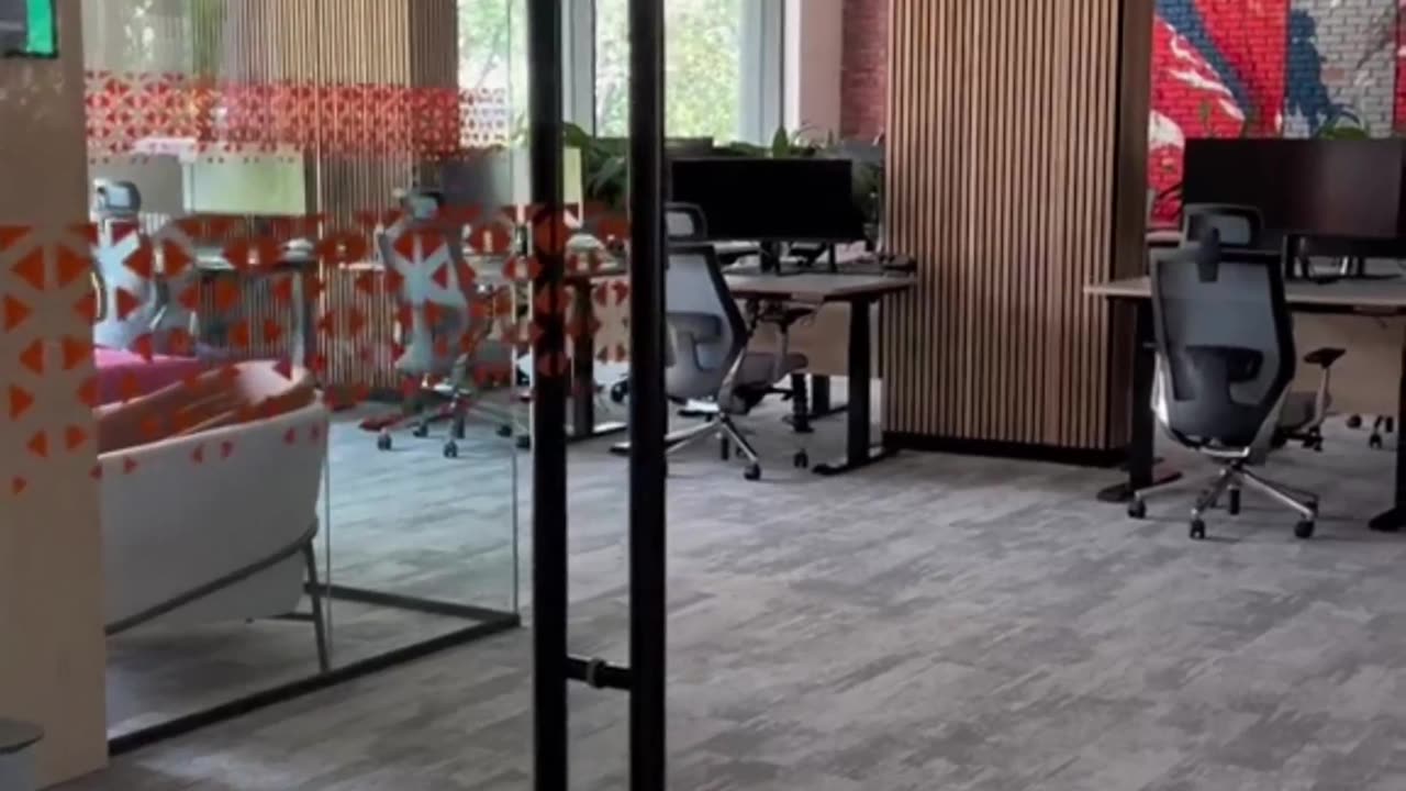 Top 3 reasons people are in debt 💳📲👀