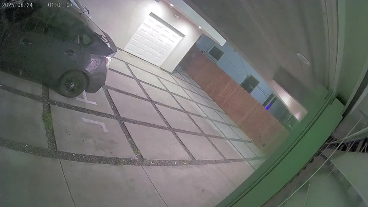 🚨 Illegal Eviction in Los Angeles – Our Landlord Busted In and LAPD Filed a Felony Report