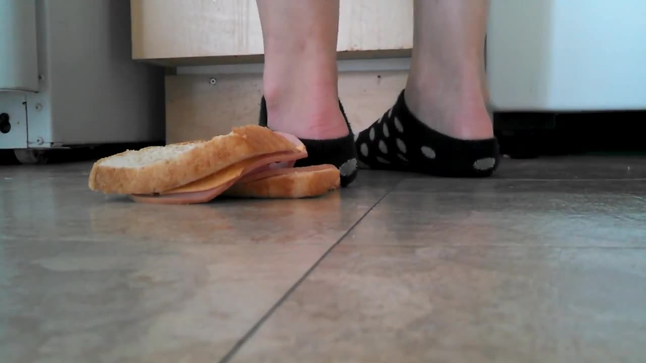Accidental Sandwich Crush