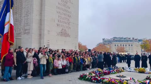 🇺🇦🎼 Ukraine Russia War | Emotional Anthem Tribute to Holodomor Victims in Paris | RCF