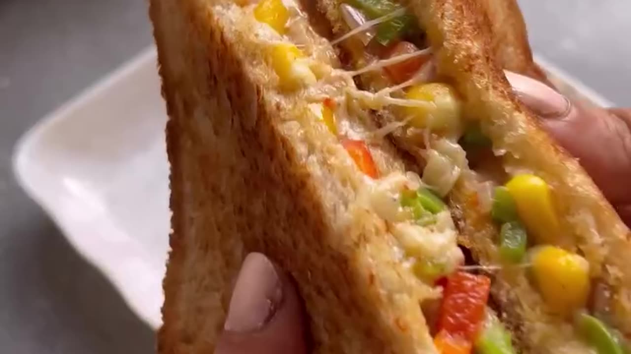 Cheese corn sandwich🍔