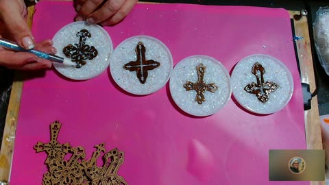 Momma Coop's Got The Pour