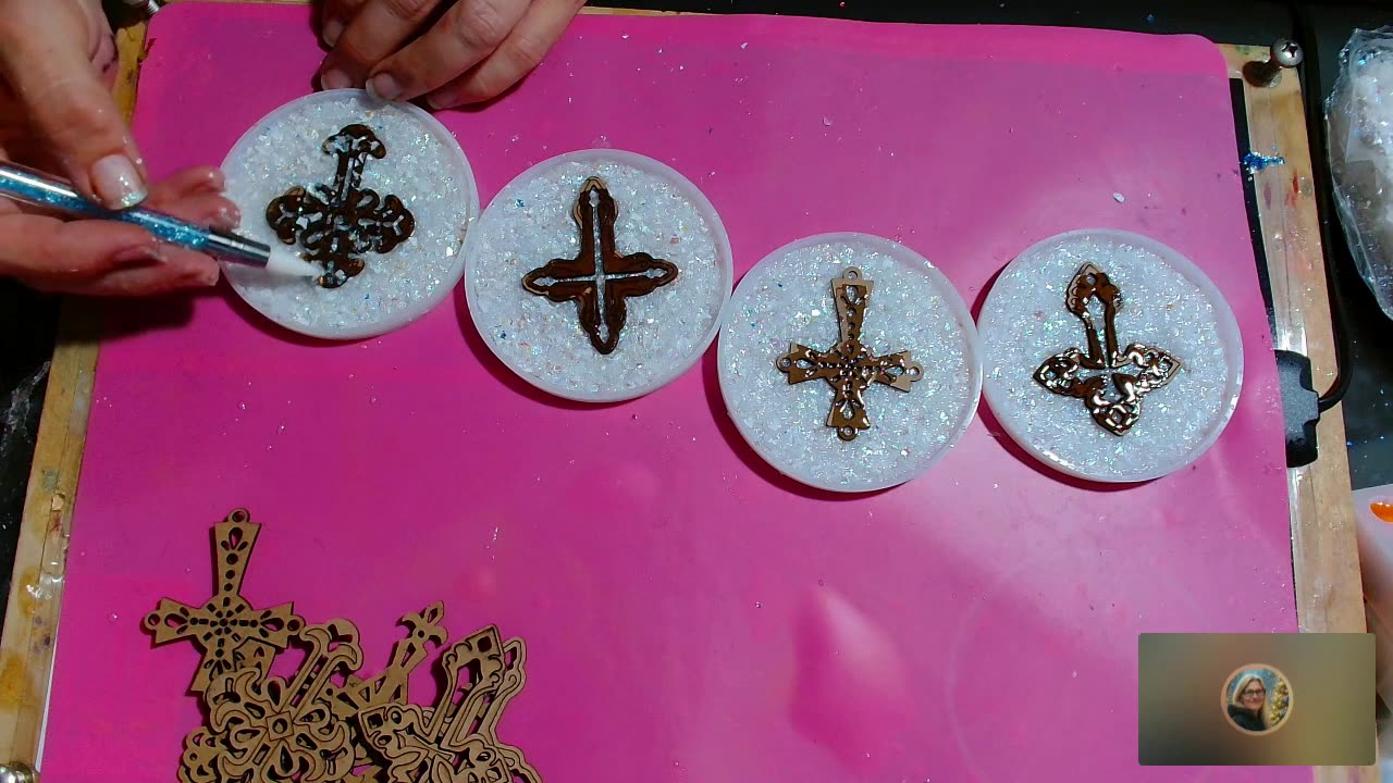 Momma Coop's Got The Pour