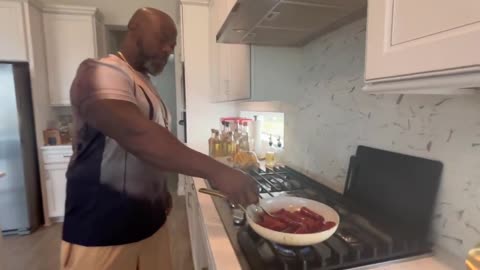 PAPA E COOKS HOMEMADE BREAKFAST SANDWICHES