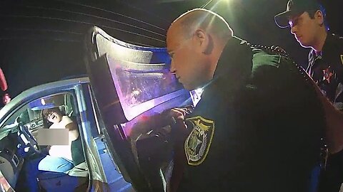 Shirtless Woman leads WILD police chase in Key West