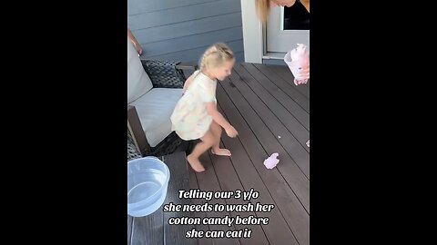 family fun please give the rain but kid will eat the candi parents say was the candy first time it
