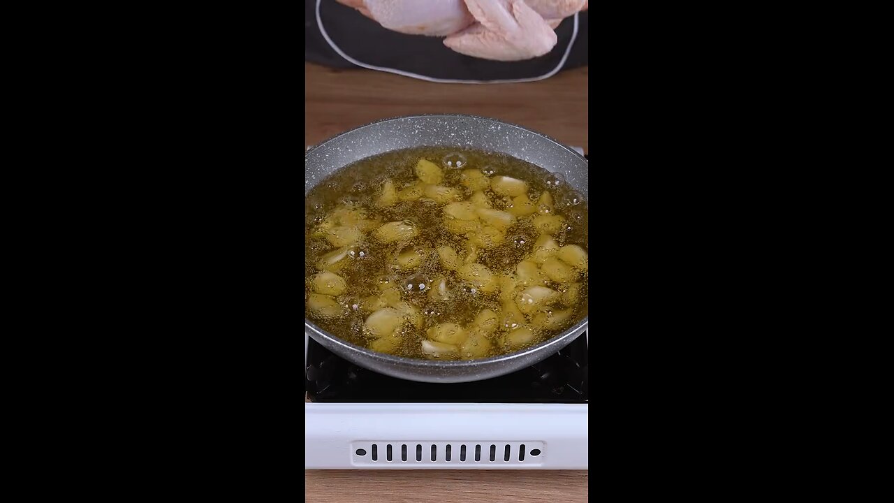 I learned this trick with a friend from Italy, now I only make chicken like this
