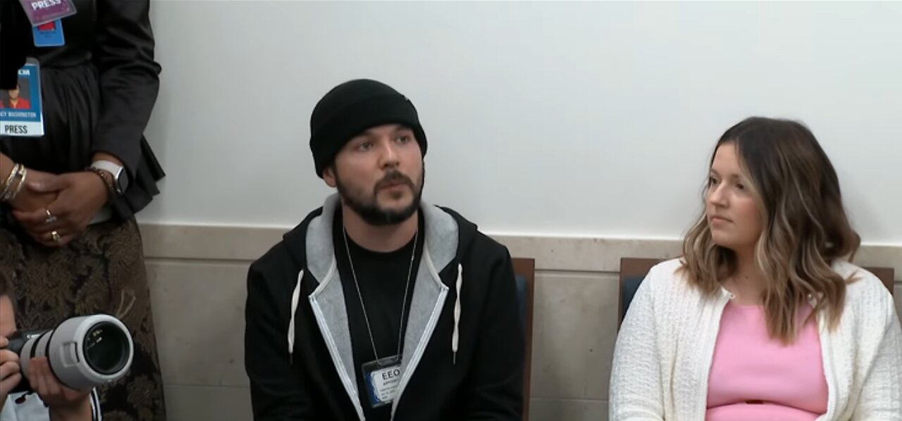 Tim Pool Represents The "New Media" & Asks Karoline Leavitt A Tough Question In White House Briefing
