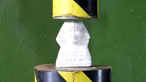 Hydraulic Press Vs Pharaoh