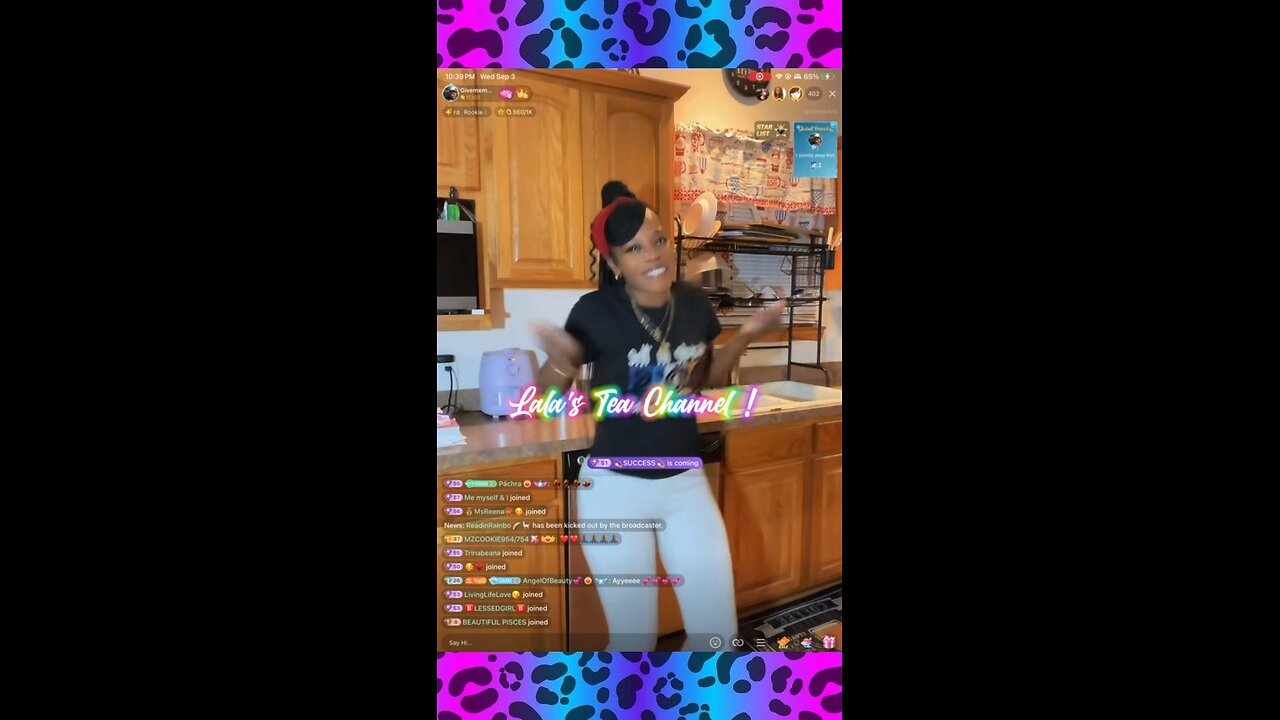 - HOLLY ; WONDERS WHY THE WHOLE APP IS AGAINST HER !