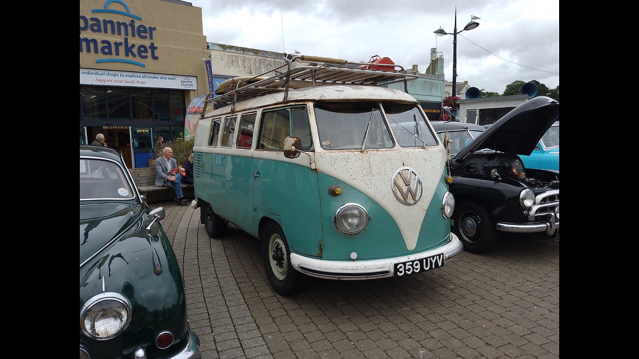 VW Splitty leaves local Classic Car Show Cornwall England