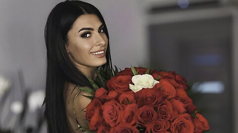 ZenoviaNoir - The Seductive Sorceress of Amateur Webcam Allure