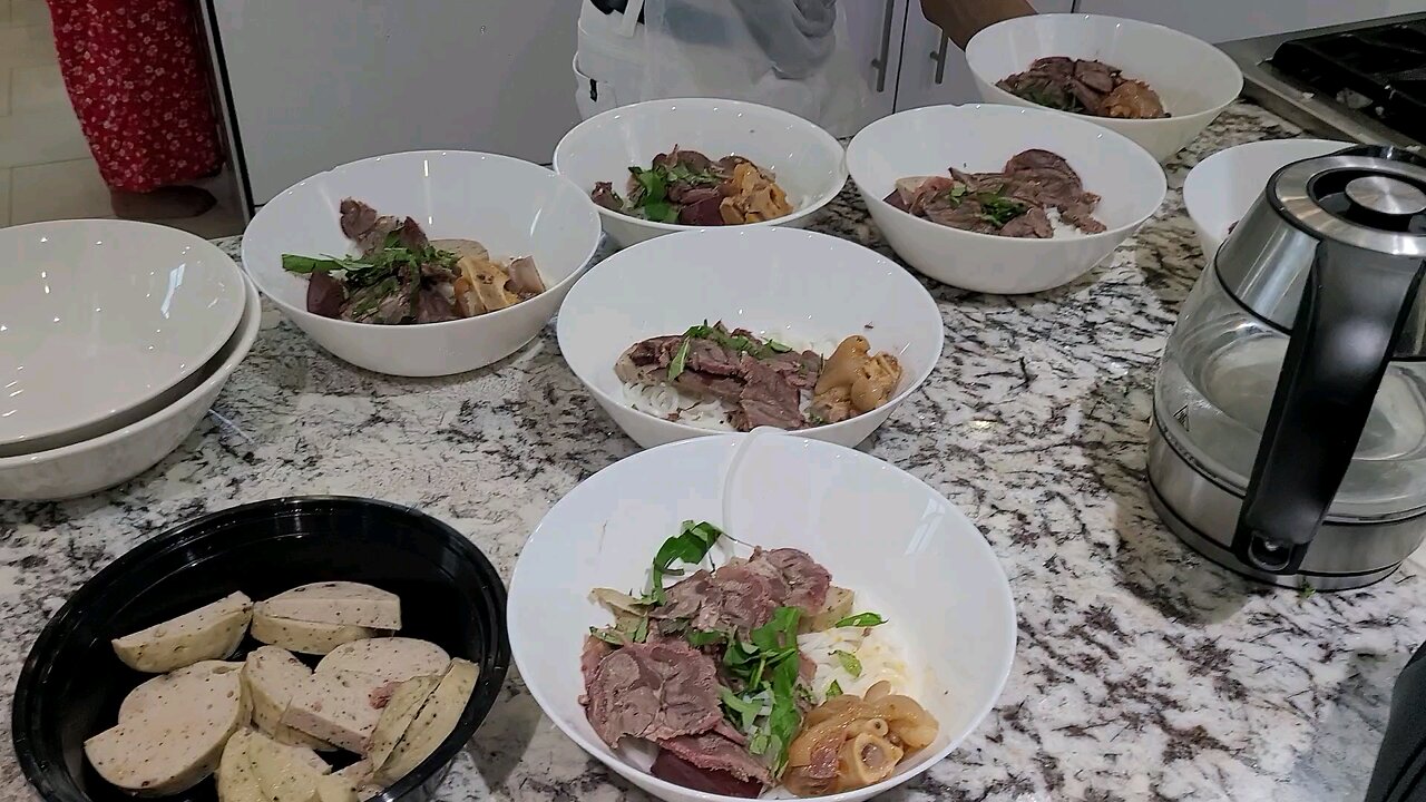 BÚN BÒ HUẾ QUỐC VŨ