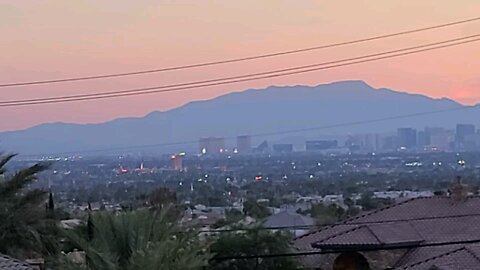 Did You SEE tonight's WINDY Las Vegas sunset? Check THIS out! 08.06.2024 #follow #lasvegas #gaming