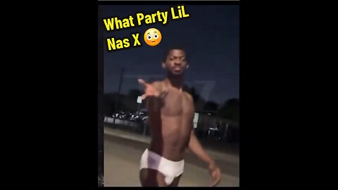 #LilNasX 🎵 Roaming the Streets, What party ?? 🤔😳