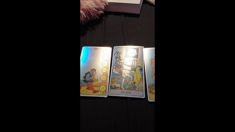 Tarot reading today 🌌 ✨️ 🔮