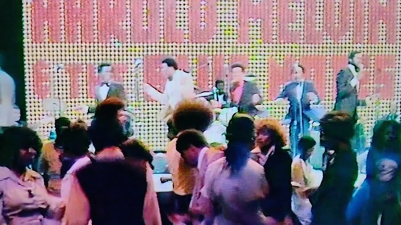 Harold Melvin & The BlueNotes Bad Luck Soul Train Dancers 1975
