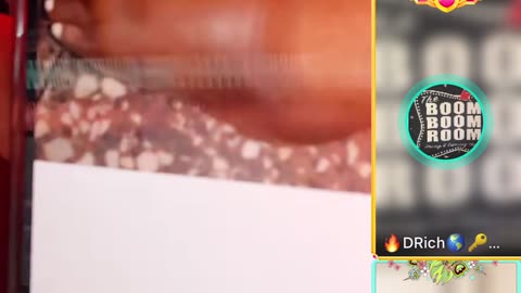 The girls is roasting Momma Ace