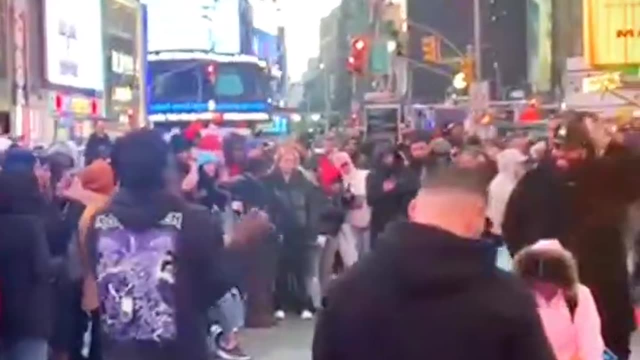 Street Dance In Time Square - Manhattan Usa