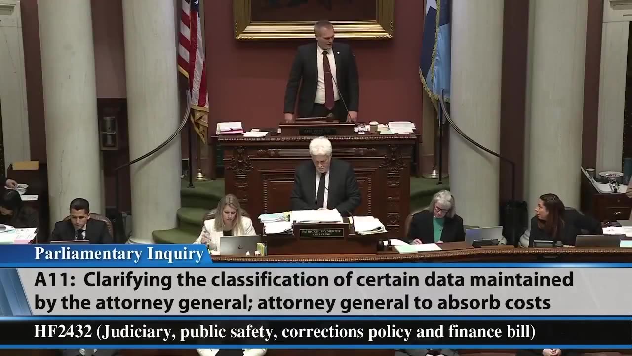 Minnesota Democrats Interrupt GOP State Rep Discussing Somali Scammer Scandal