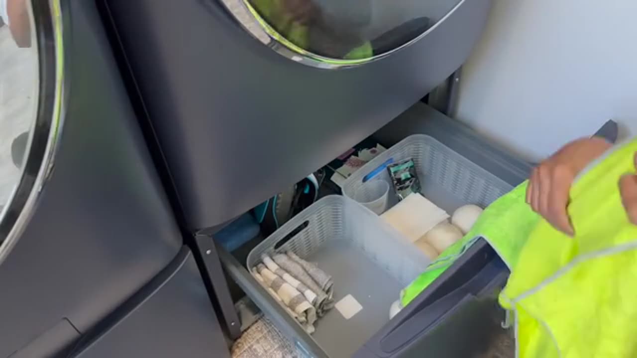 SUNDAY CLEANING MOTIVATION SUNDAY RESET ROUTINE LAUNDRY ROOM DEEP CLEAN_part2