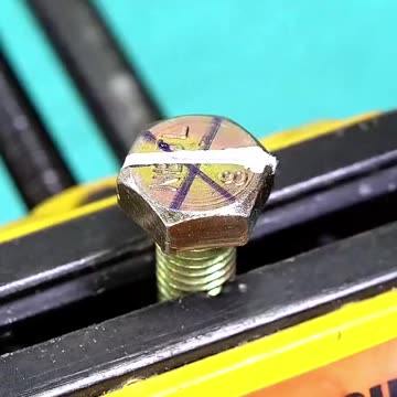 DIY_Plastic_Welder_Corner_Staples_#plasticrepair