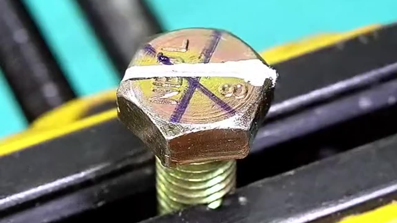 DIY_Plastic_Welder_Corner_Staples_#plasticrepair