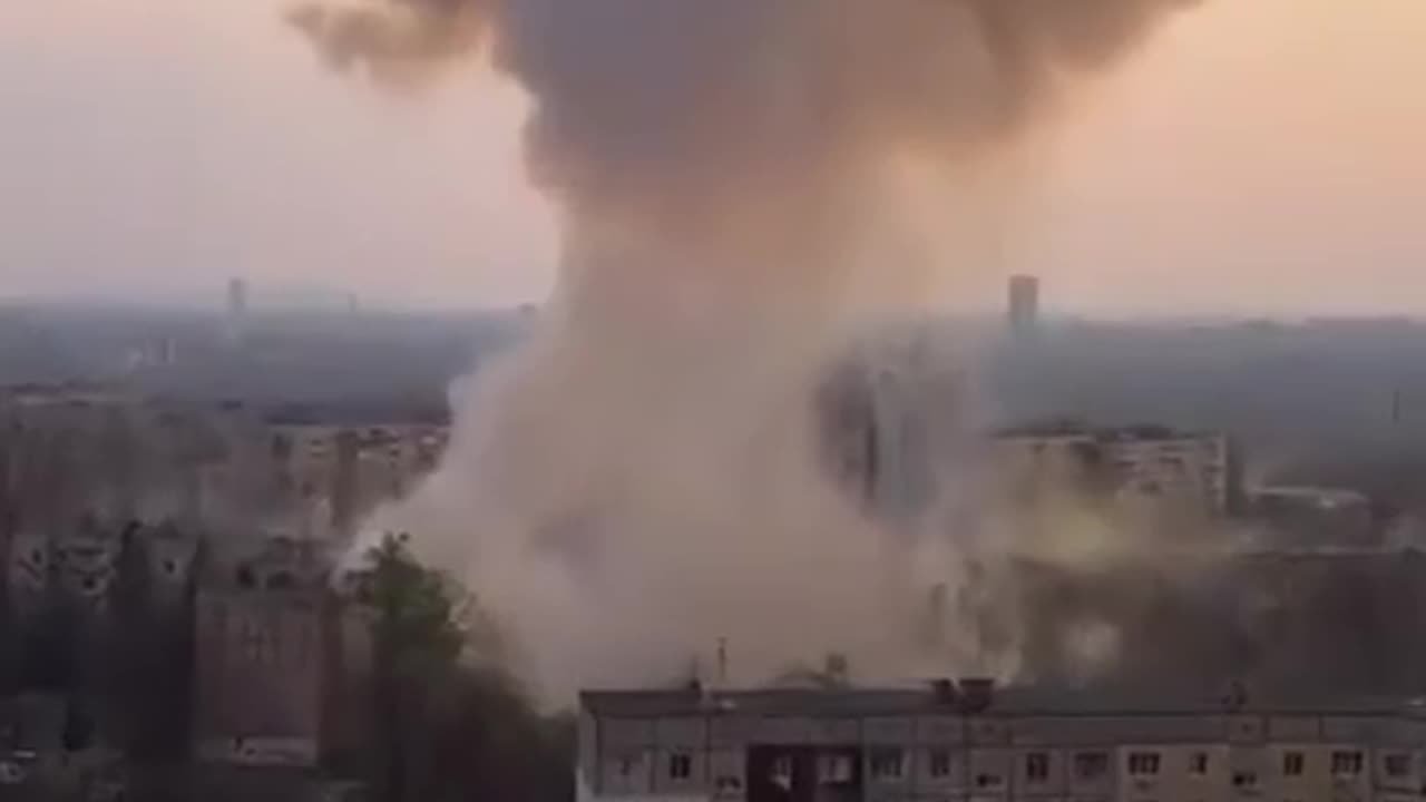 🤬 Project "System": at the time of the Iskander-M strike on Kryvyi Rih, the beauty